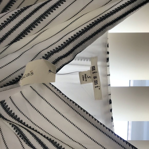 Francesca's pant suit - Picture 2 of 2